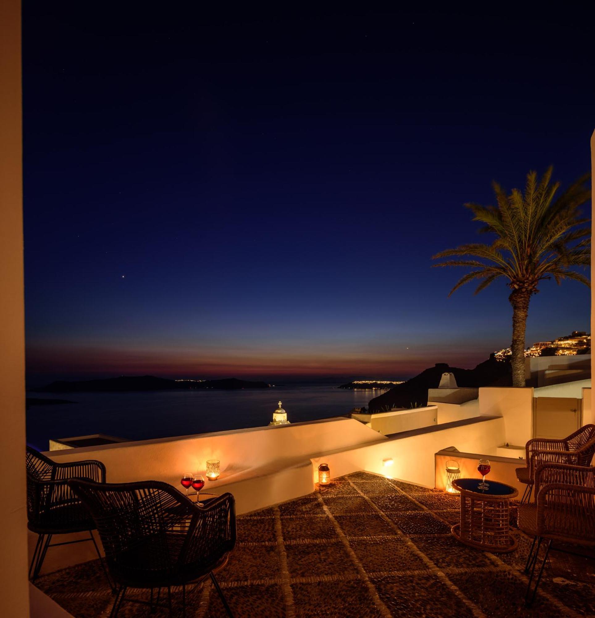 Anemos Family Suites Fira  Dış mekan fotoğraf