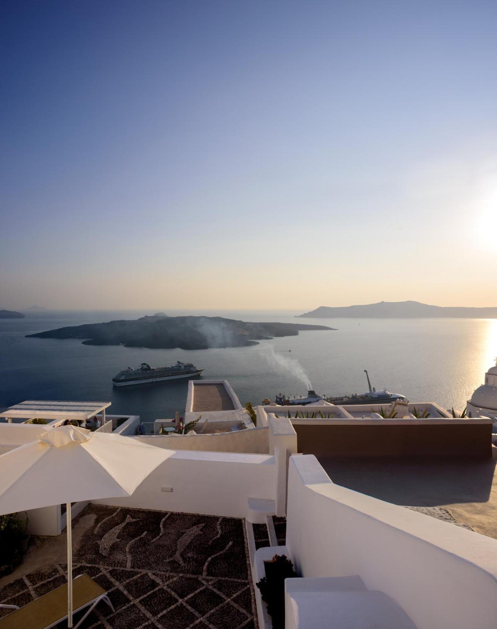 Anemos Family Suites Fira  Dış mekan fotoğraf