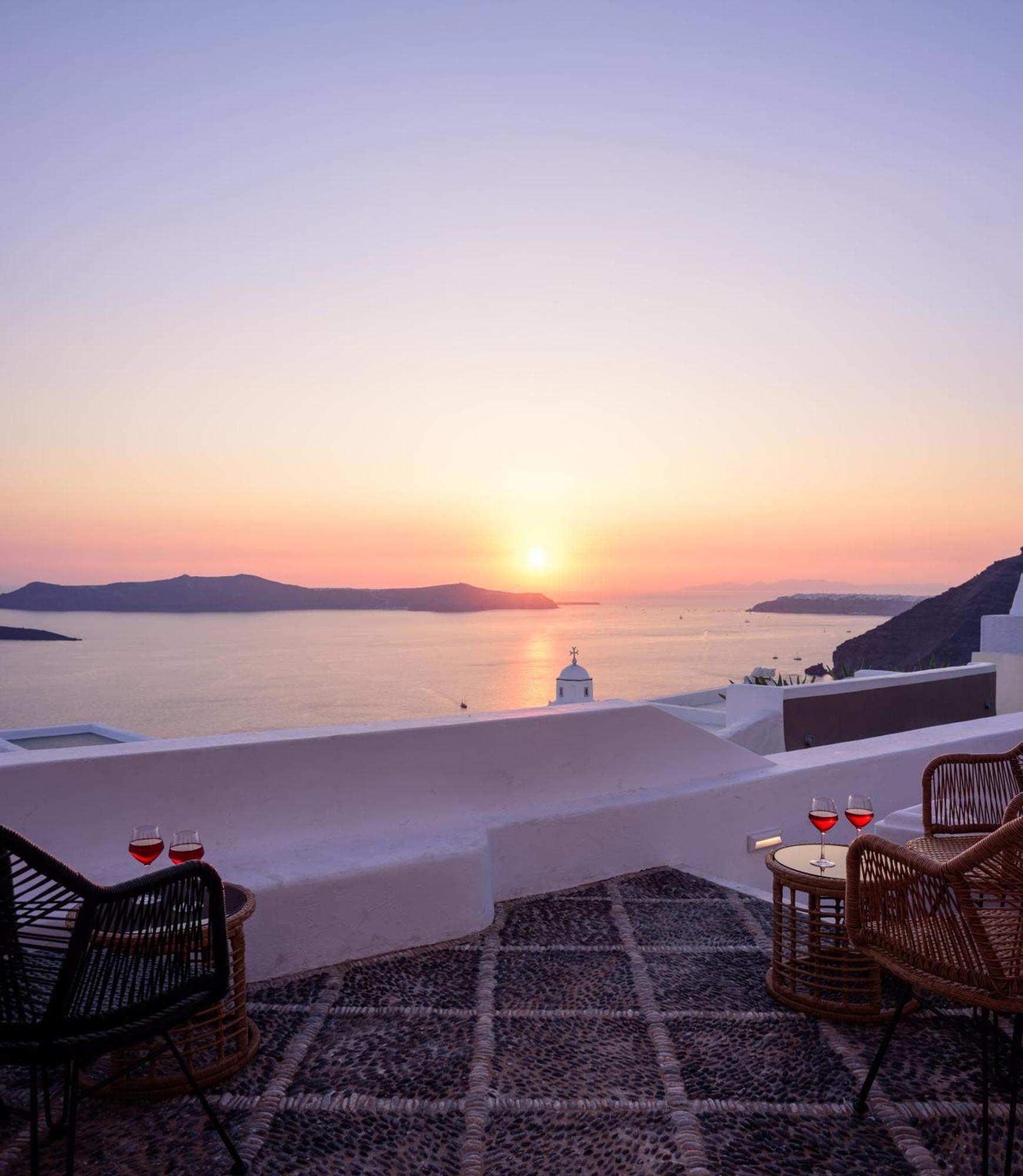 Anemos Family Suites Fira  Dış mekan fotoğraf