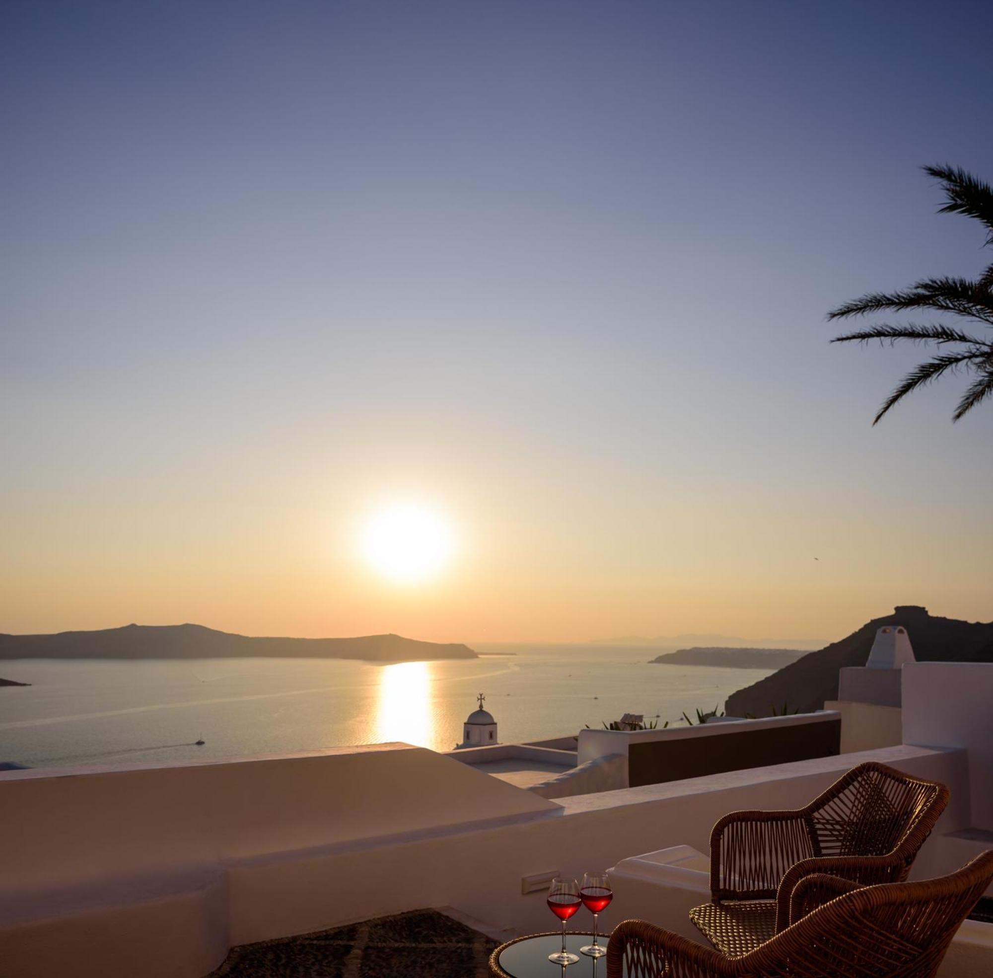 Anemos Family Suites Fira  Dış mekan fotoğraf