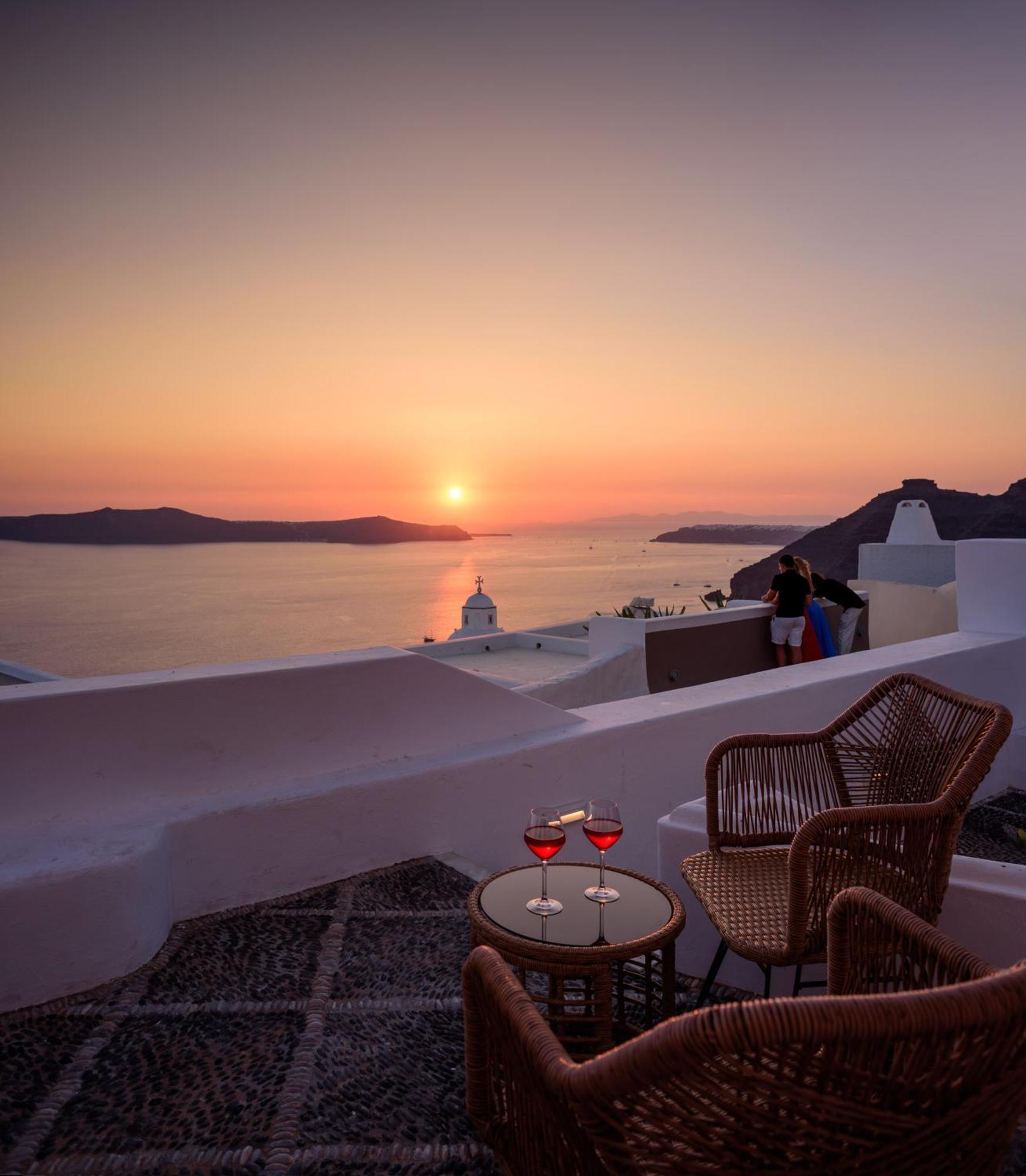 Anemos Family Suites Fira  Dış mekan fotoğraf