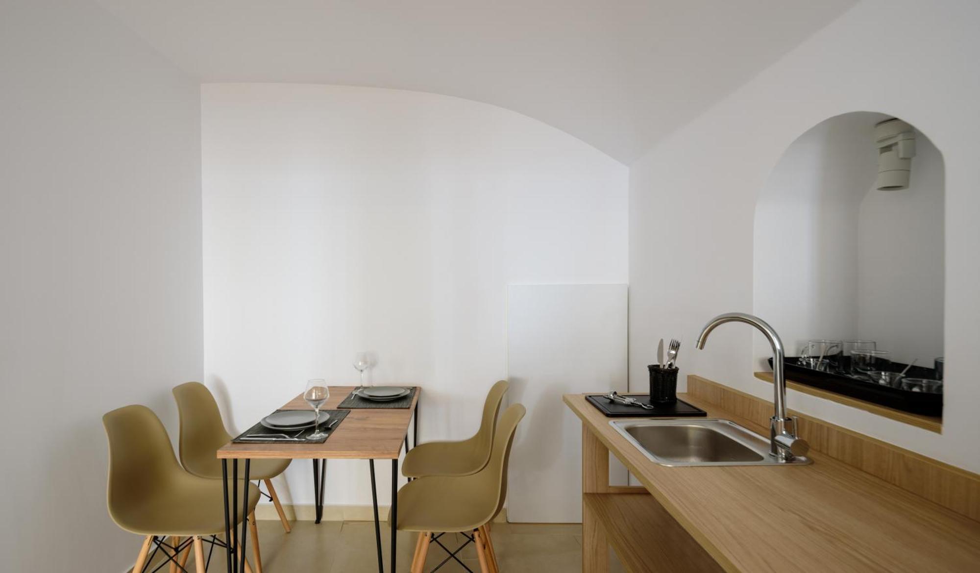 Anemos Family Suites Fira  Dış mekan fotoğraf