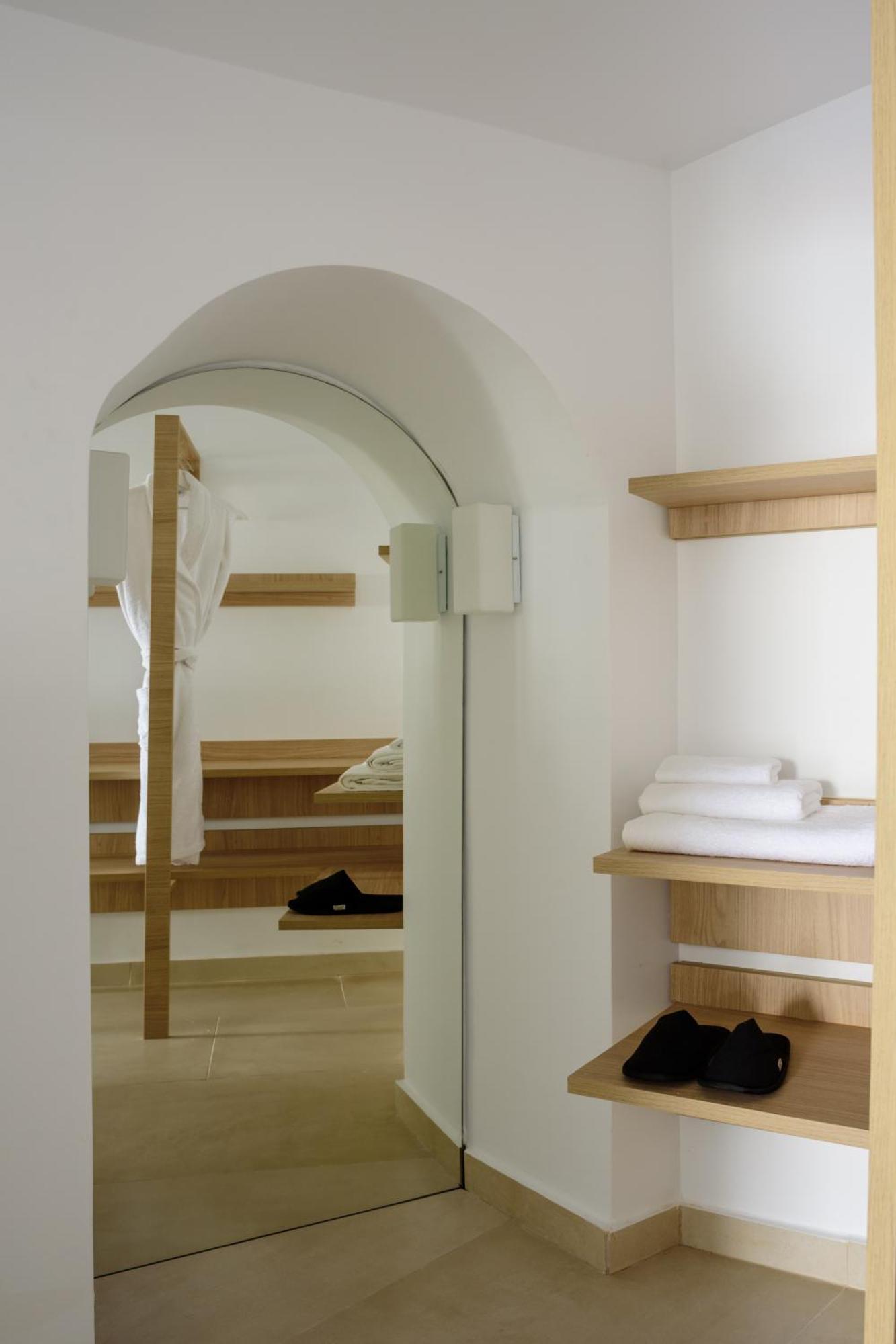 Anemos Family Suites Fira  Dış mekan fotoğraf