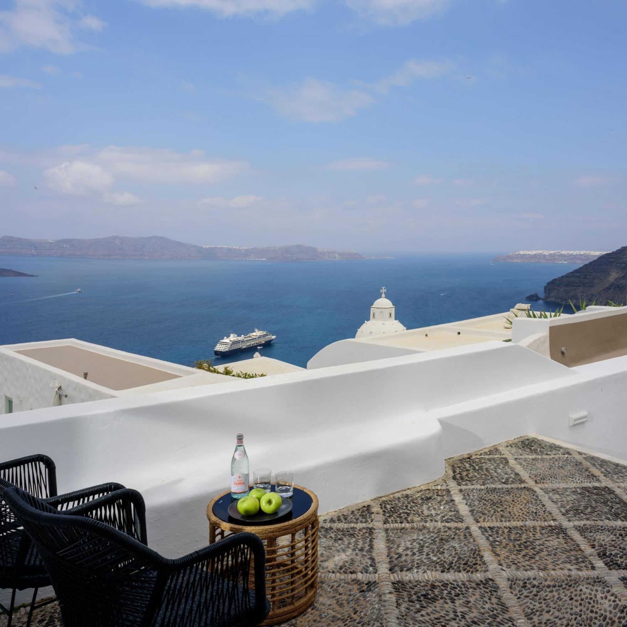 Anemos Family Suites Fira  Dış mekan fotoğraf